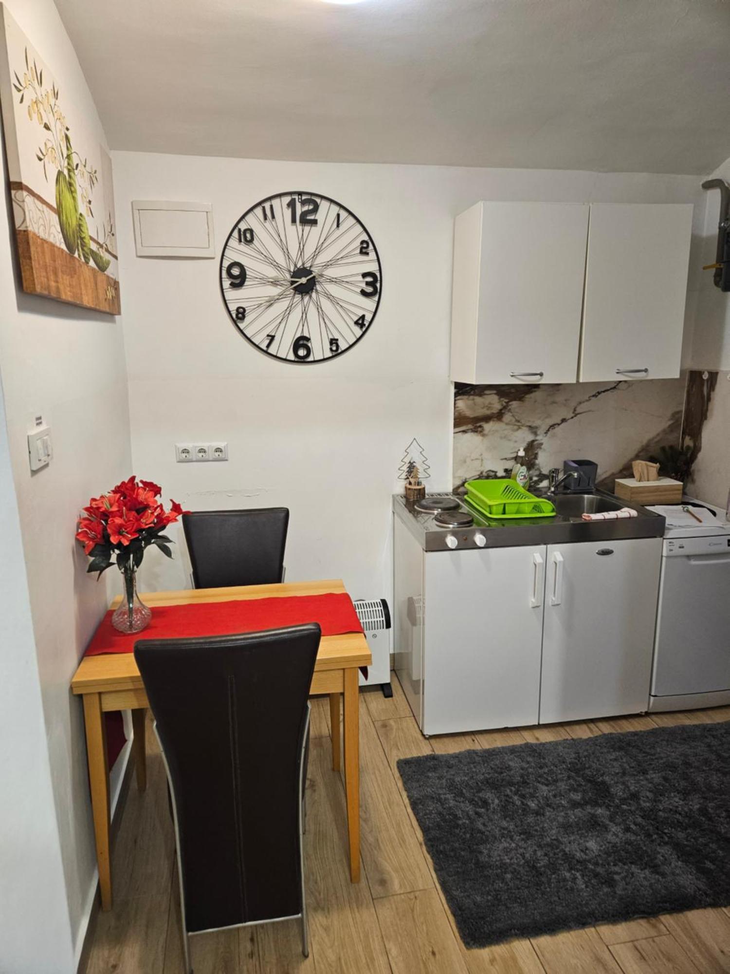 Maja - Strict Center Of Apartment *